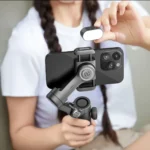 Luz de relleno magnética puesta en la pinza del gimbal